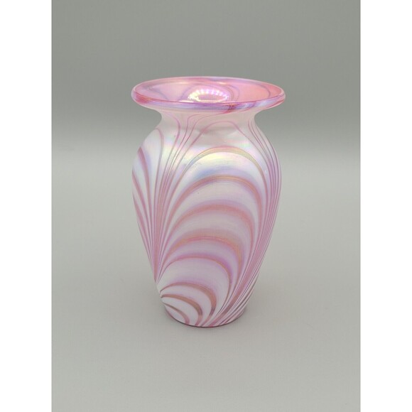 Art Glass Handblown Pink Iridescent White Swirl Bud Vase Pulled Feather - Picture 1 of 7
